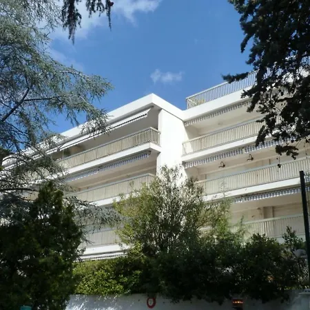 Esterel Apartmán *